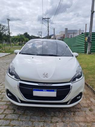 PEUGEOT 208 1.6 GRIFFE 16V FLEX 4P AUTOMÁTICO